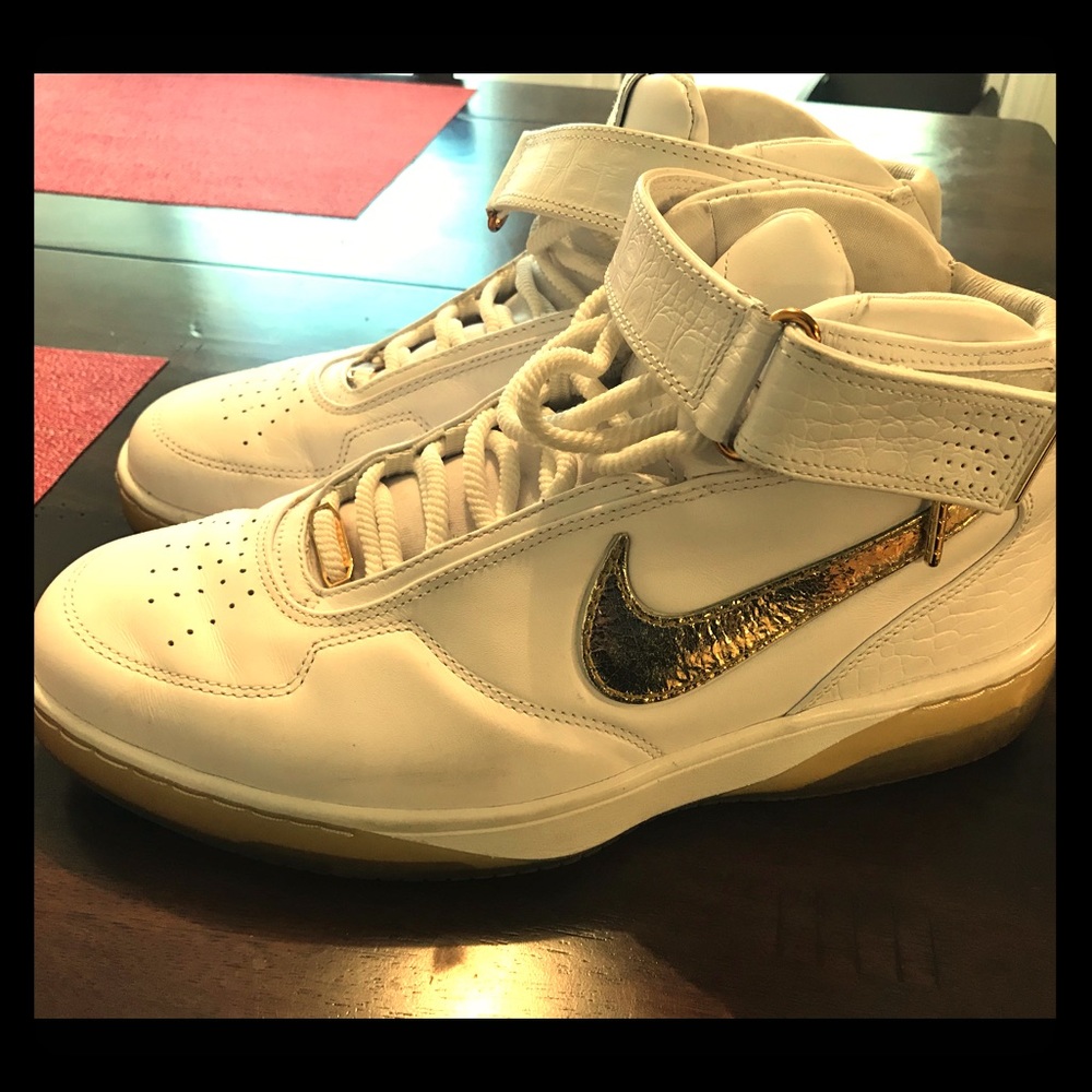 Limited Edition Anniversary Nike Air Force 25